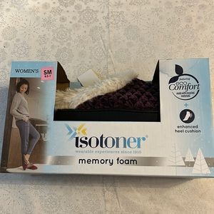 NWT isotoner slipper/shoes